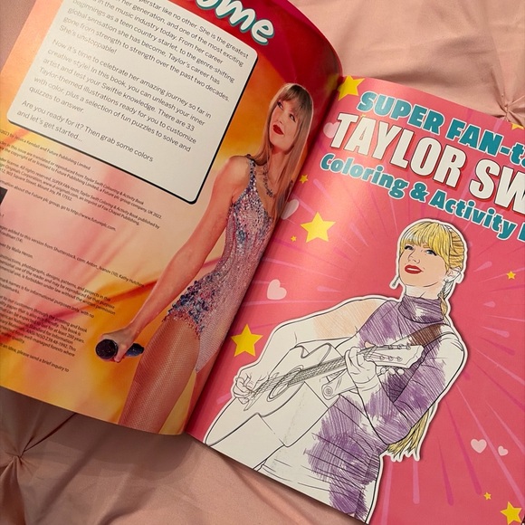 Taylor Swift Coloring & Activity Book and hardback giftbook - Picture 6 of 9